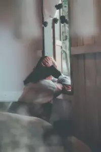 W dniu moich urodzin tajemnica mojego ojczyma mnie zaszokowała, a moja reakcja doprowadziła go do łez.