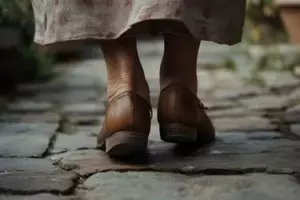 "Po tym, jak moja córka i zięć zmarli dwa lata temu, pewnego dnia moi wnukowie powiedzieli: 'Babciu, spójrz, to nasza mama i tata!'"