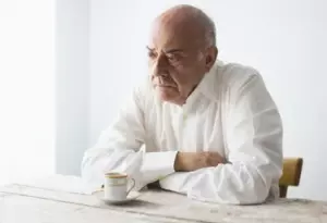 Historia dnia: Menedżer informuje woźnego: „Hej, jesteś zwolniony, stary człowieku”, nie zdając sobie sprawy, że następnego dnia będzie jego szefem.