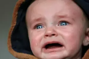 Mój mąż wrócił do domu trzymając płaczące dziecko