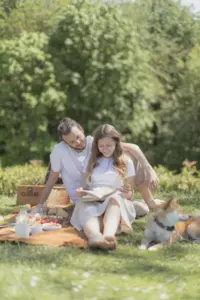 Wiedząc, że najstarszy pies w schronisku ma przed sobą tylko miesiąc życia, adoptowałam go z zamiarem uczynienia go jak najszczęśliwszym.