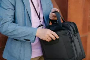 Mój zapracowany tata nigdy nie spędza z nami czasu i traktuje mamę jak służącą - Mój brat i ja nauczyliśmy go tej lekcji