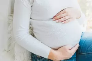 Mój mąż kazał mi uzasadniać każdą wydaną złotówkę, pisząc do niej wyjaśnienia. Dałam mu więc lekcję, której nigdy nie zapomni.