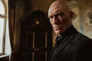 Na pogrzebie mojego dziadka, nieznajomy dał mi liścik. Kiedy go przeczytałem, zaśmiałem się, bo dziadek zrobił nam psikusa.