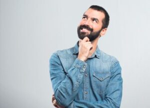 Mój nowy mąż poprosił mnie, żebym oddała swoją pensję jego mamie — żeby mogła mnie „nauczyć, jak ją wydawać”