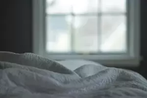 W dniu urodzin mojego syna znalazłem jego tort odrzucony na bok - moja siostra uśmiechnęła się, "on i tak na to nie zasłużył".