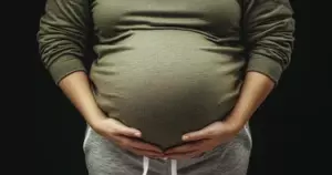 Przyłapałem mojego narzeczonego w łóżku z moją druhną w dniu naszego ślubu... a potem zadzwoniłem, że...