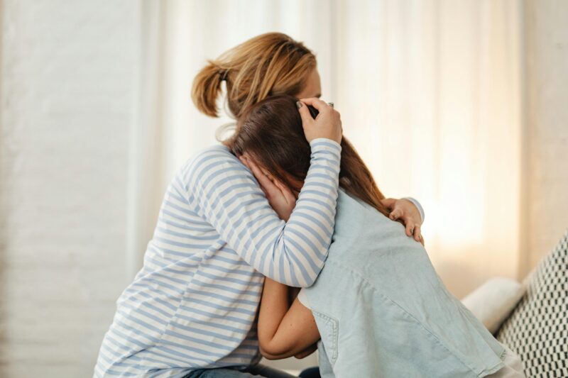Na weselu moja szwagierka powiedziała mojej 4-latce, żeby jadła w łazience lokalu, ponieważ jej różowy odlew "zrujnował estetykę"